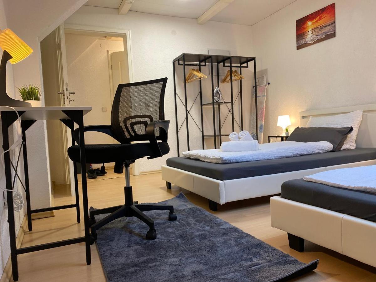Deluxe Business Suite Mit Netflix Premium & Parkplatz, Zentral Zu Audi & Schwarz Gruppe With 2 Bedrooms Bad Friedrichshall Εξωτερικό φωτογραφία